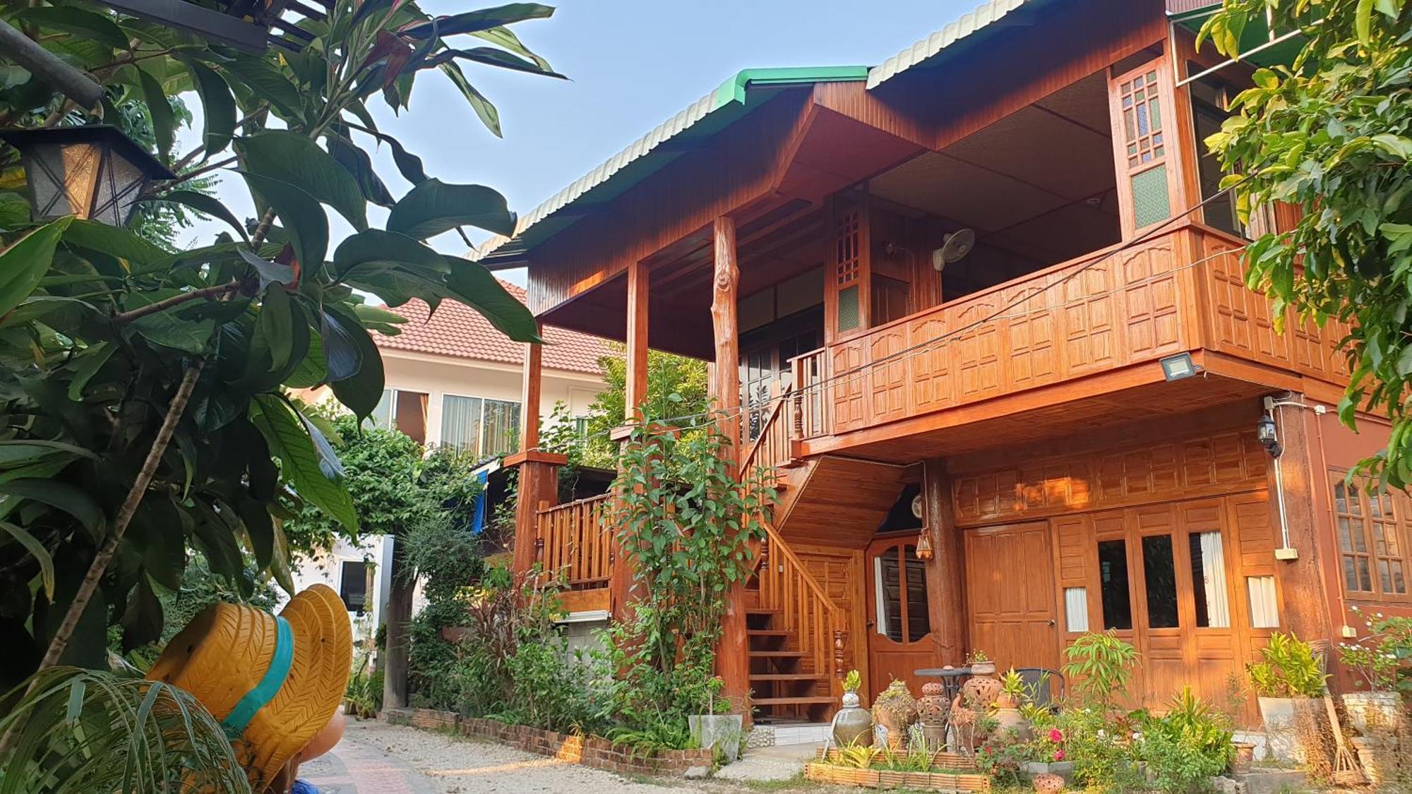Kanecha'S Home Lampang Luaran gambar