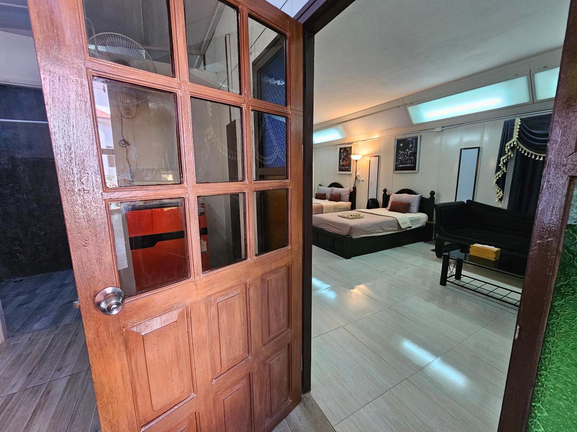 Kanecha'S Home Lampang Luaran gambar
